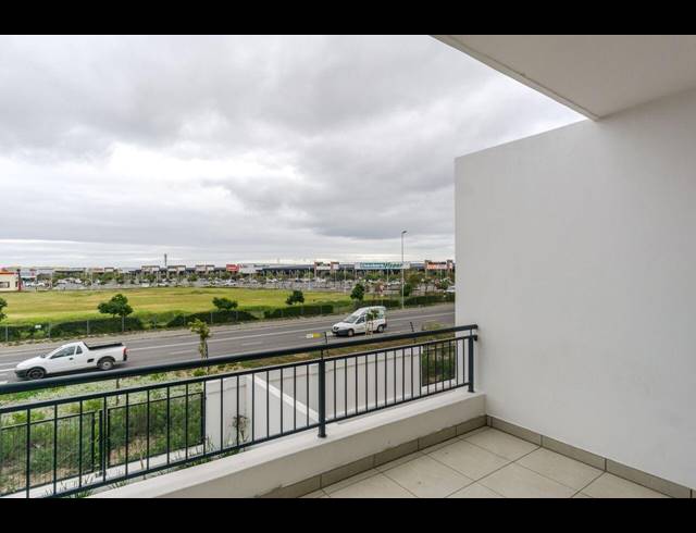 3 BEDROOM APARTMENT TO LET IN PARKLANDS NORTH
